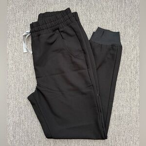 Figs Black High-Waisted Uman Jogger Pants